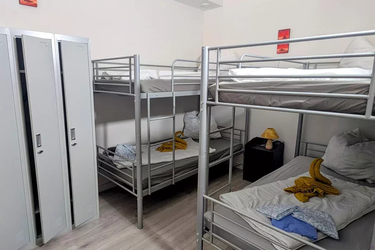 Hostel Dusche